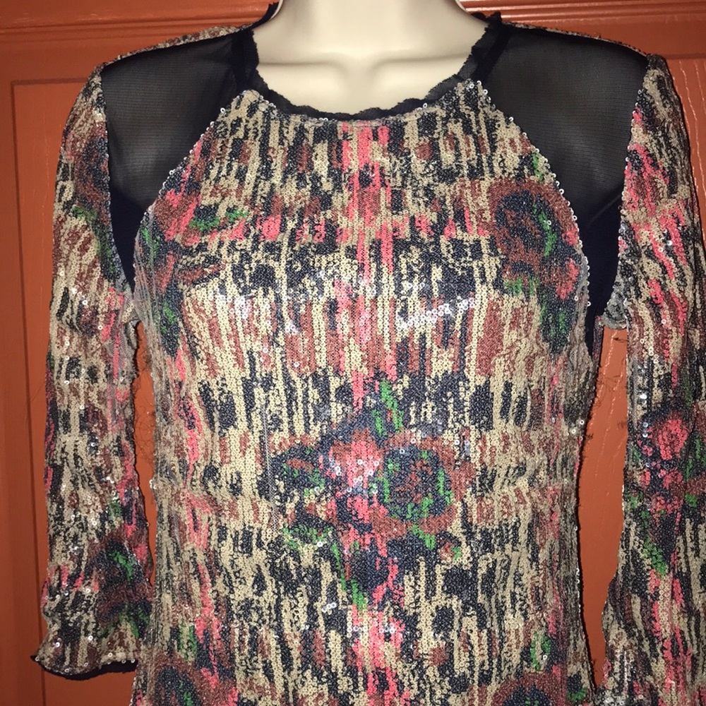 Dress - Picture 3 of 5